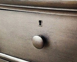 Metallic Paint Collection | Dresser